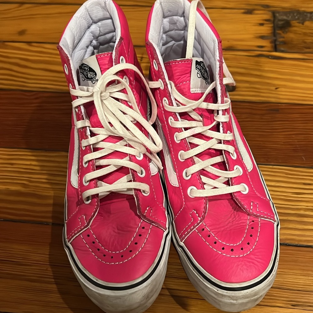 Vans off the wall Sk-8 Hi  Pink Leather platform sneaker Womens 6.5 used